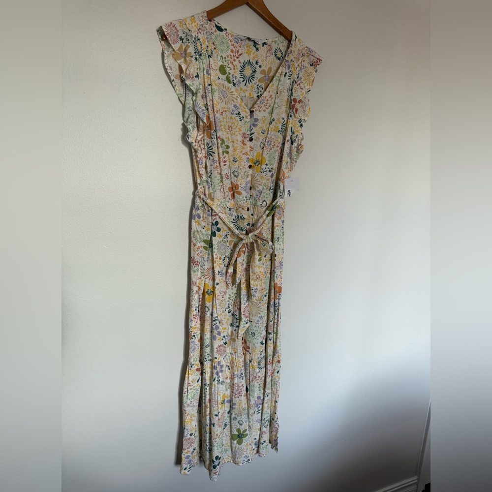 29. NWT Sonoma Floral Flutter Sleeve Midi Dress